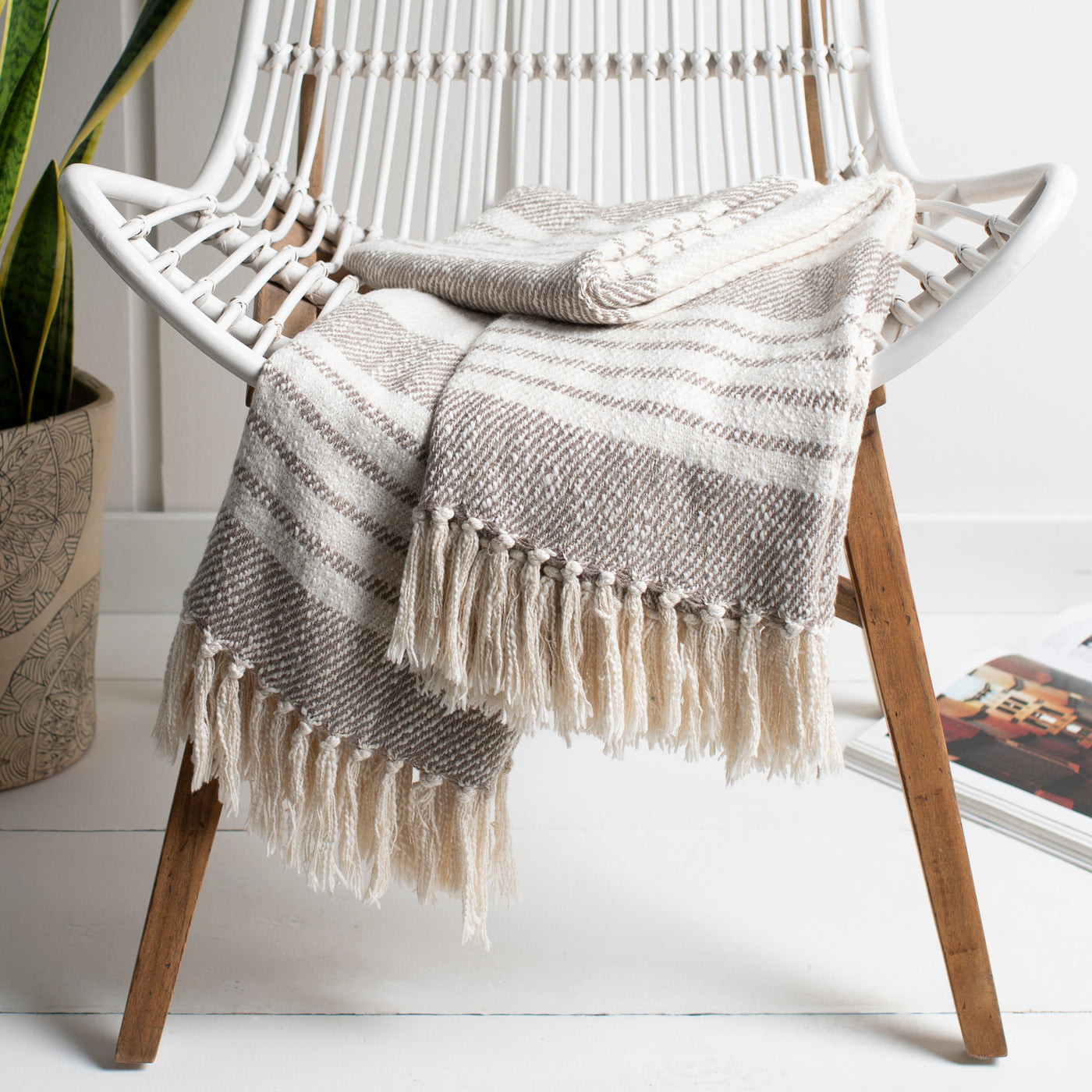 Chamonix Fringe Throw Cream