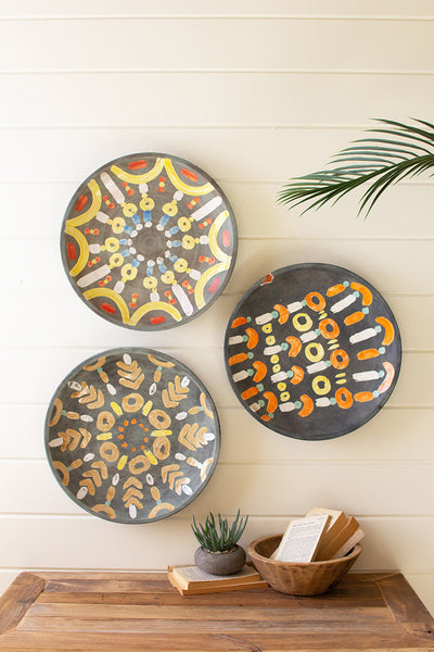 SET OF THREE CERAMIC PLATTER WALL ART 