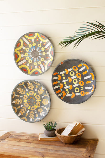 SET OF THREE CERAMIC PLATTER WALL ART 